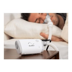 AutoCPAP portátil AirMini de ResMed | Quantum Spain